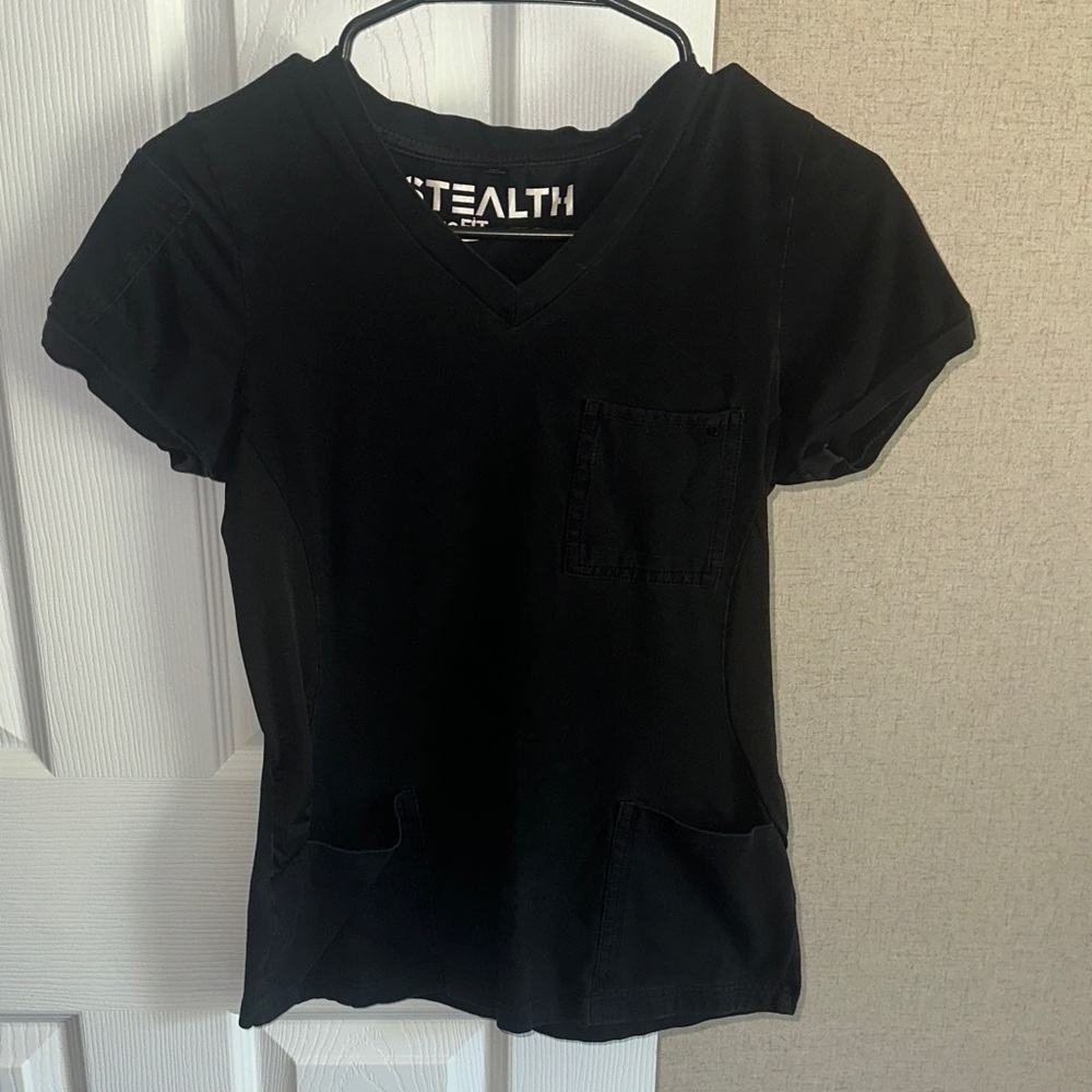 Stealth by BeneFIT Black Scrub Top